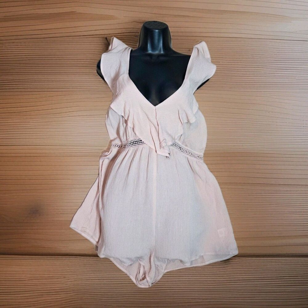 Kendall & Kylie Pacsun rumper New Size M